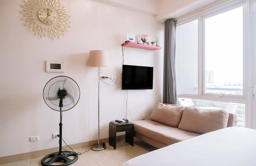 Iloilo Condo | Luxurious Studio in Iloilo City with City Views