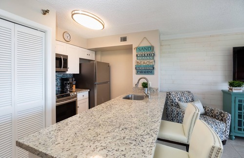 Tavernier Condo | Luxurious Suite w/Sweeping Ocean Views + Pool Beach & Cabana Bar