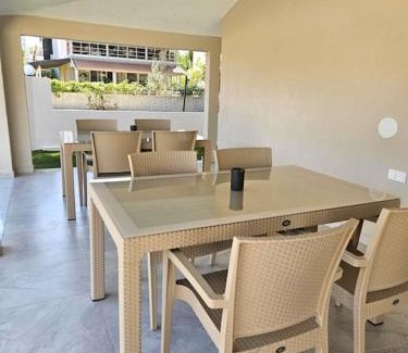 Altınova Villa | Luxurious Triplex 5-BR Villa w Pool, Beach Access