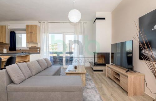 Alexandroupoli Apartment | Luxurious Tsimiski 3BDR 4th Floor