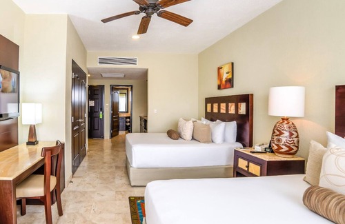 Puerto Juarez Resort | Luxurious Two Bedroom Suite at Villa del Palmar Cancun Resort