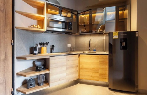 Calle 100 Apartment | Luxurious ultramodern clubhouse with swimming pool