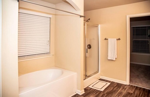 Lithia Springs House | Luxurious vacation home @ Thornton Rd in Lithia Springs
