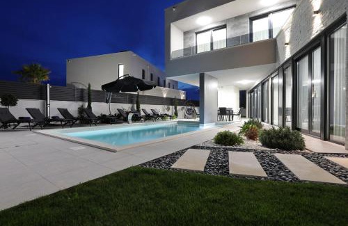 Zaton Villa | Luxurious Villa 034 with heated pool