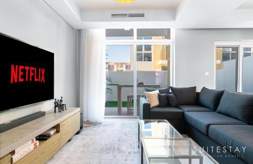 Jumeirah Village Apartment | Luxurious Villa in Residential Community