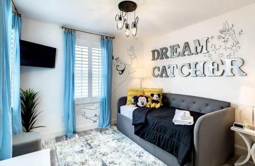 Davenport House | Luxurious Villa near Disney with Resort Amenities