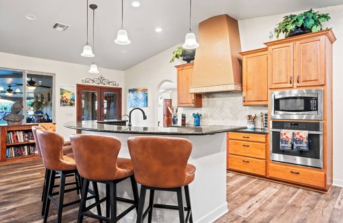 Tortolita Villa | Luxurious Villa Paradiso, Luxurious Villa-6,600 SF, 3.3 Acres, Theater-2 Primary Suites