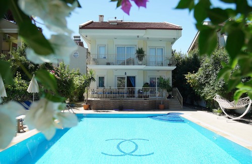 Marmaris City Center Villa | Luxurious Villa w/Private Pool & Grounds & Private Yacht trip