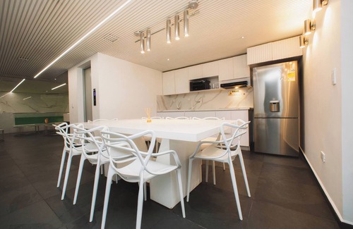 Las Lomas I Villa | Luxurious villa with 23 bedrooms 3 Pools in Provenza Parque lleras Poblado