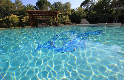 Les Arcs-sur-Argens House | LUXURIOUS VILLA WITH A SPECTACULAR SWIMMING POOL PLEASE SEE HOUSE RULES FOR MORE