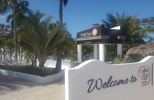 Cofresi Resort | Luxurious Villas, and suites. Sandy Beaches