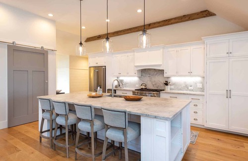 Edgartown House | Luxurious Waterfront Living On Wintucket Cove With Pool