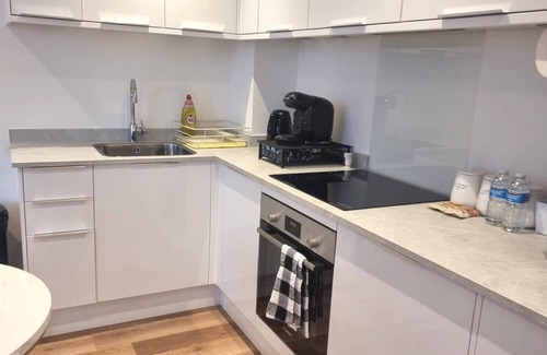Gravesend Apartment | Luxuriously Cosy 1 Bed Flat