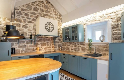 Orebic Villa | Luxuriously equipped holiday home