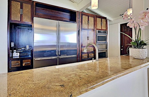 Kihei House | LUXURIOUSLY*OCEANFRONT Beach House with Sweeping 180°Views