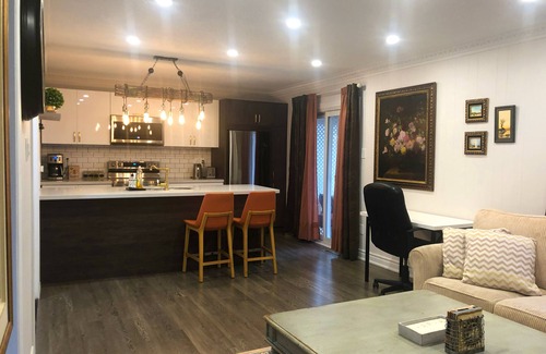 Pickering House | Luxury 1-bedroom 1-parking downtown Pickering