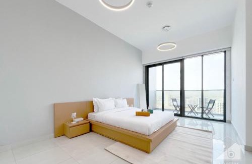 Dubai Apartment | Luxury 1B with balcony in Blue Wave Tower Dubai