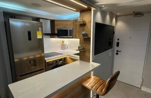 Doce de Octubre 2 Apartment | Luxury 1BR in Medellin Wi-Fi 600Mb, King Bed, Hot tub, Chimney, A/C
