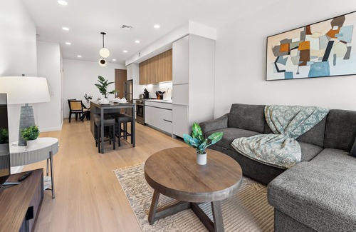 Columbus Park - Andrew Square Apartment | Luxury 1BR Near Broadway Southie 1963