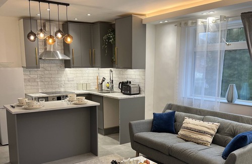 Sutton Coldfield Apartment | Luxury 2 Bed Apartment in Royal Sutton Coldfield