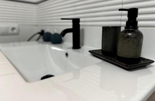 Alcossebre Apartment | Luxury 2-Bed Marina Apartment