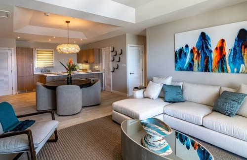 Calvigny House | Luxury 2 Bedroom Suites at the Point Residence in Calivigny.