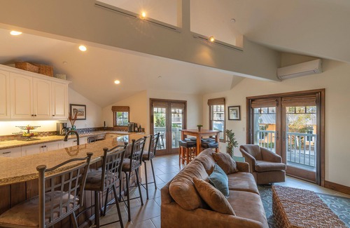 Avila Beach Condo | Luxury 2 Bedroom/2 Bath Condo - Steps To Beach & Town