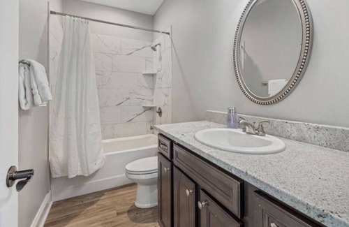 Prien House | Luxury 2 Bedroom Townhouse #1