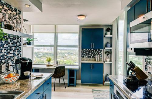 Coconut Grove Apartment | Luxury 2-story Penthouse located in Coconut Grove Hotel-includes Parking