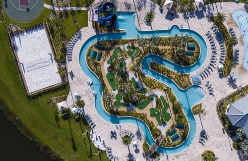 Kissimmee Condo | Luxury 2bd/2 bath Condo Home 250