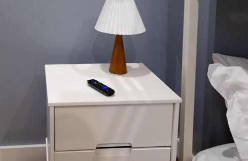 Washington Park Apartment | Luxury 2BR apt in Boston with Free Parking