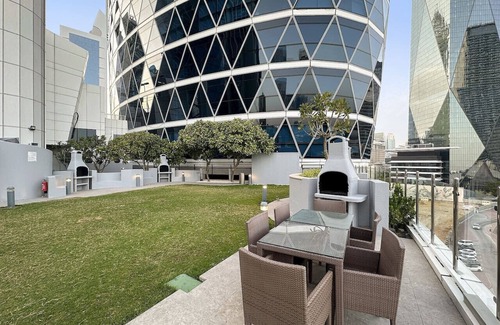 DIFC Apartment | Luxury 2BR w/Pool | Near Dubai Mall, Burj Khalifa, Metro