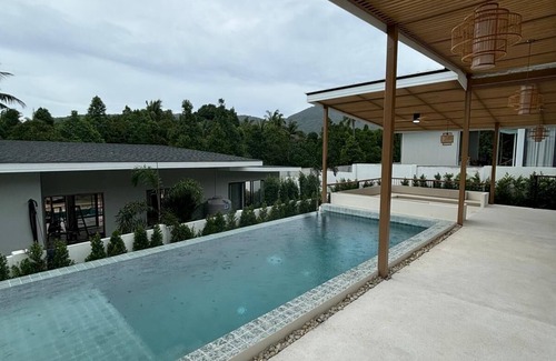 Hin Hong Villa | Luxury 3-bedroom villa with a large private pool in prime location - Koh Phangan