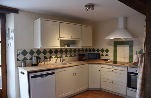 Veilhes Cottage | Luxury 3 Bedroom Cottage with Private Pool