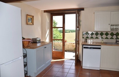 Veilhes Cottage | Luxury 3 Bedroom Cottage with Private Pool
