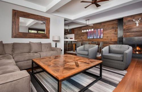 Aspen Hotel | Luxury 3 Bedroom Downtown Aspen Vacation Rental With Amenities Including Heated Pool, Hot Tubs, Game Room And Spa