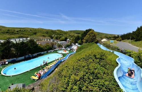 Newquay Apartment | Luxury 3 bedroom Maple View Lodge, Newquay, Cornwall