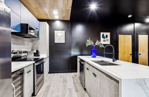 Faubourg Lafayette Villa | Luxury 3 bedroom Villa with private Rooftop