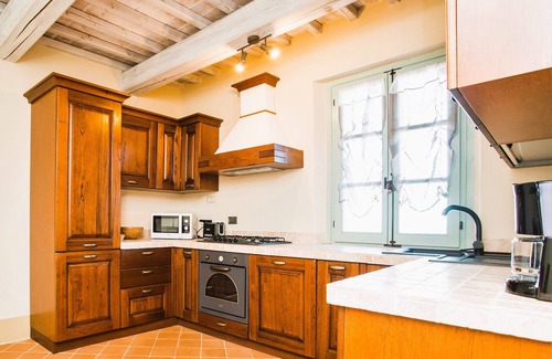 Trequanda Apartment | Luxury 3 Rooms Apt. Olives in Siena Resort