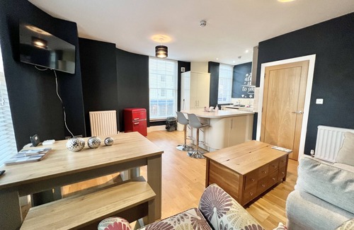 Louth Apartment | Luxury 3 storey apartment in Louth Town Centre (sleeps 6)