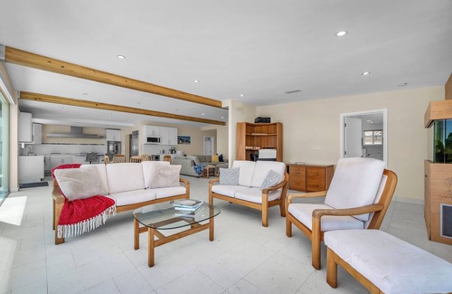 Malibu House | Luxury 3BR Malibu Home w Pool/Panoramic Ocean View