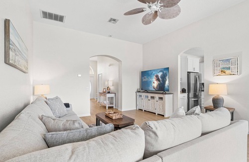 Highlands Reserve Villa | Luxury 4 bed villa private pool & spa, close to Disney Parks on Golf Community