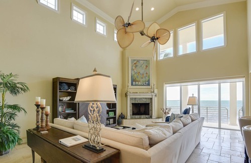Summerland Key House | Luxury 4 bedroom 4 bath home over looking the Atlantic