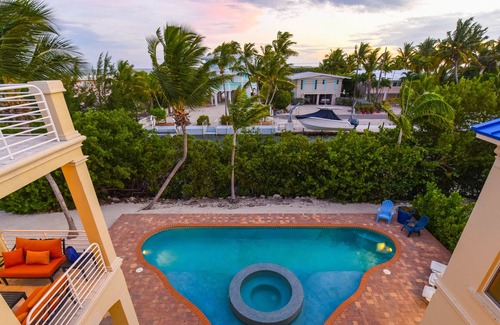 Summerland Key House | Luxury 4 bedroom 4 bath home over looking the Atlantic