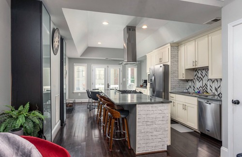 Near Northeast House | Luxury 4 bedrooms each with private full bathrooms Garage Parking