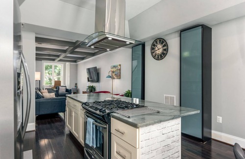 Near Northeast House | Luxury 4 bedrooms each with private full bathrooms Garage Parking