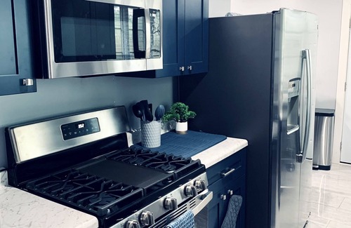 Wooded Estates House | Luxury 5 Bedroom Ranch Home: Walk to Notre Dame Campus/2 Full Baths +Game Room