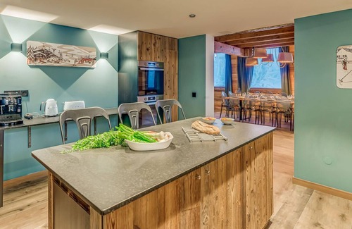 Plagne Villages Ski Chalet | Luxury 5-star chalet, 7 suites, 14 guests, hotel services