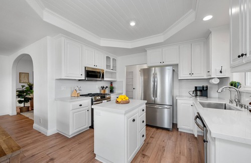 Atascadero House | Luxury 5BR Great Location Sleeps 15!