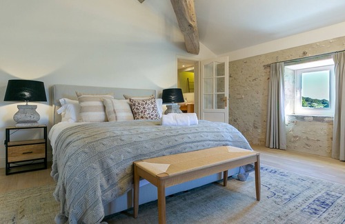 Pinel-Hauterive Villa | Luxury 6 bedroom (6 ensuite bath) villa in South West France - pool, A/C